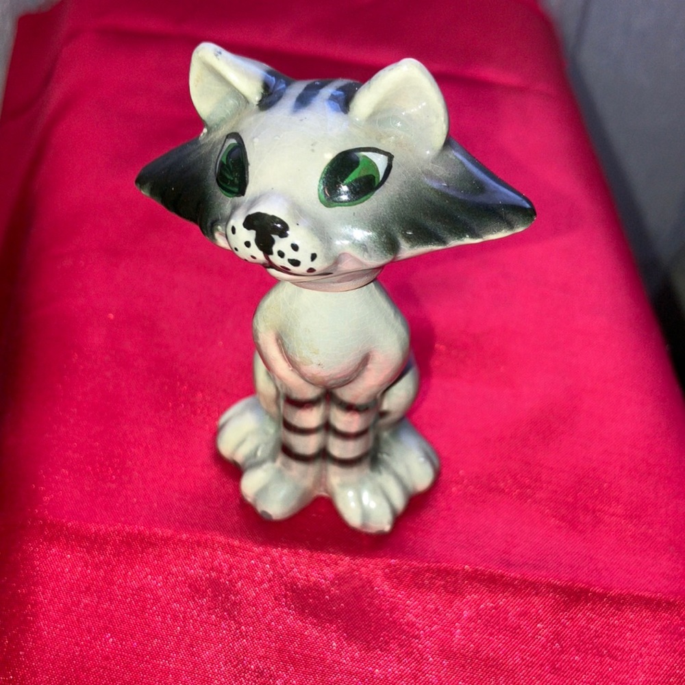 Vintage bobble head Cat Japan Grey and Black